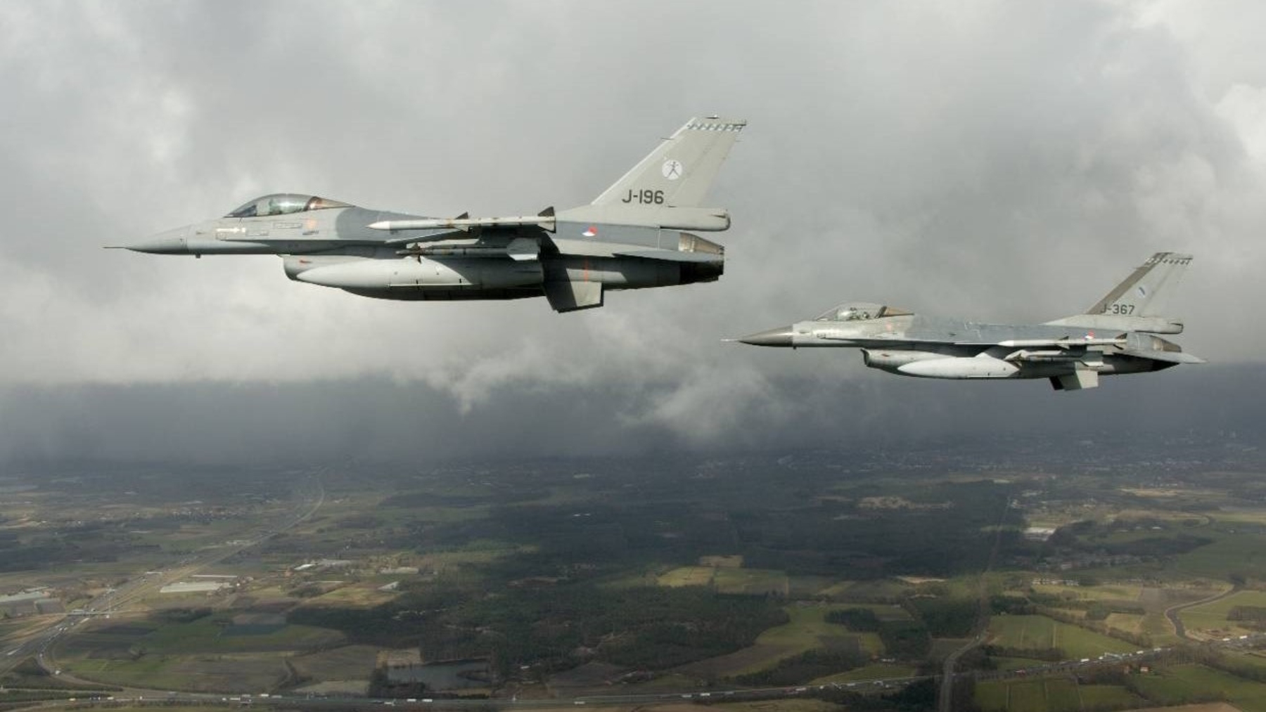 Dos cazas F-16 de la Fuerza Aérea danesa (EP).